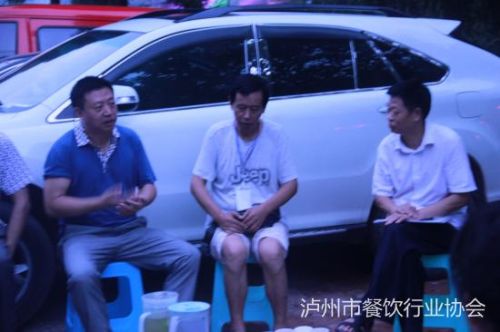 12����ί��ǰ����1